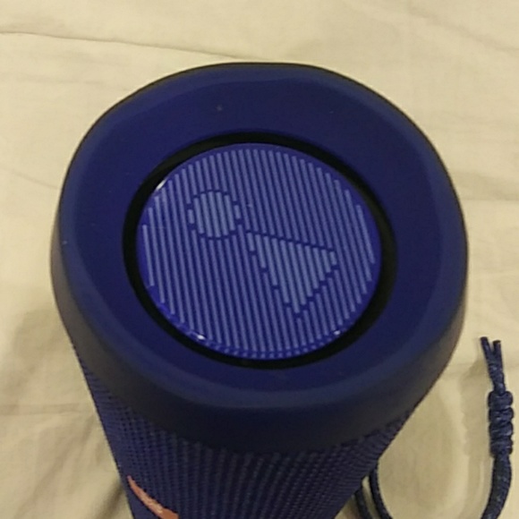 JBL FLIP 4 - Picture 4 of 4